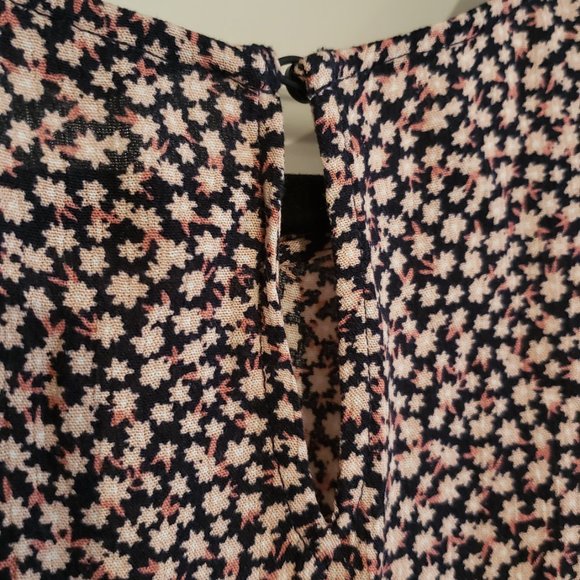 Reitmans Short Sleeve Printed Midi Dress with Sash - Picture 4 of 9